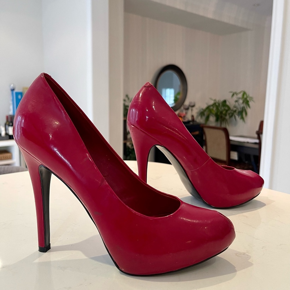 Red heels 🍒👠